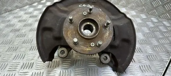 Honda CR-V Front wheel hub spindle knuckle
