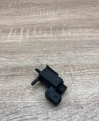 BMW 5 E60 E61 Turbo solenoid valve 1742712 72234100