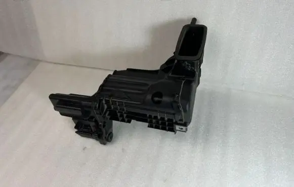 Intake resonator
