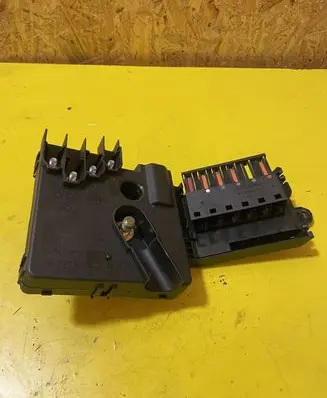 Mercedes-Benz E W211 Fuse module A2115460641 2115460641
