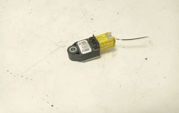 Toyota Aygo AB40 Airbag deployment crash/impact sensor 891730H010