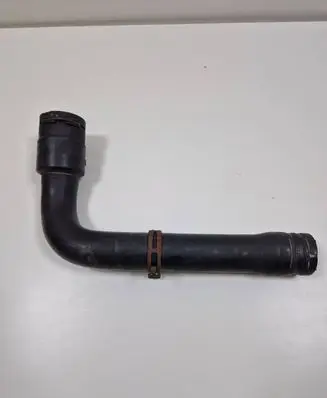 Audi A6 S6 C5 4B Engine coolant pipe/hose 8D0121101K