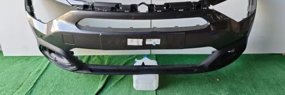 Citroen C4 III e-C4 Front bumper 9834692580