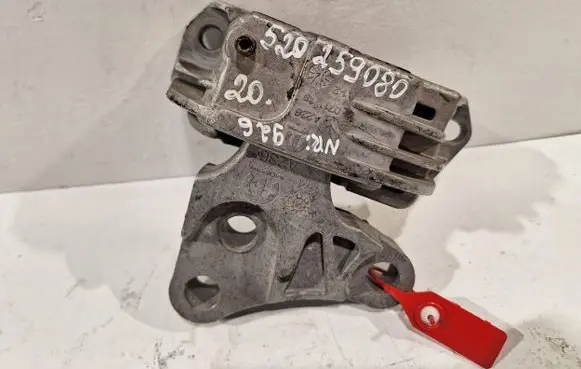 Fiat 500X Engine mount bracket 520259080
