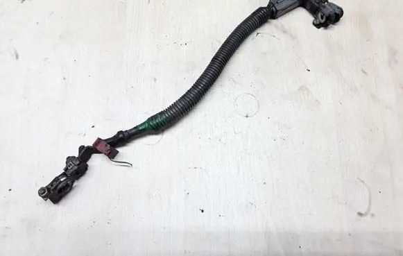 Toyota Auris 150 Positive cable (battery) 8282320090