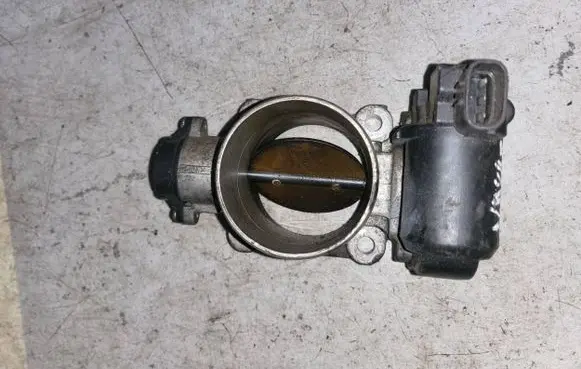 Nissan Navara D40 Throttle valve
