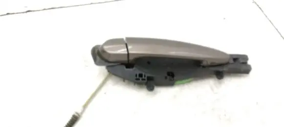 BMW X1 E84 Front door exterior handle B06