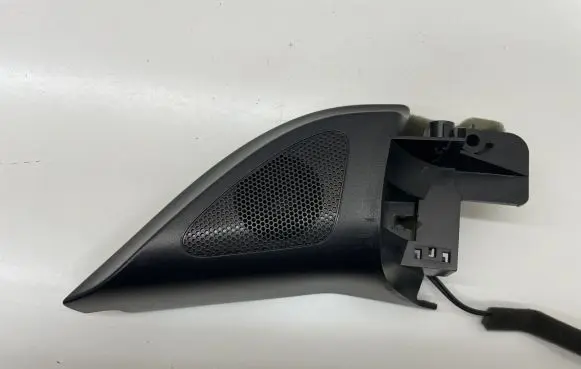 Volkswagen Jetta V Front door high frequency speaker 1K5837973