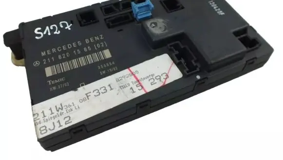 Mercedes-Benz E W211 Door control unit/module 2118201585
