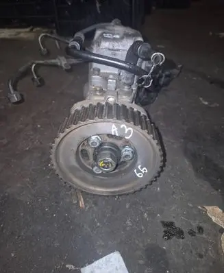 Audi A3 S3 8L Fuel injection high pressure pump 038130107D