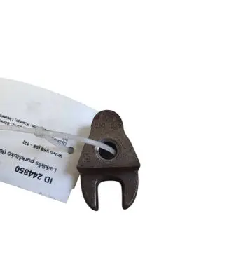 Volvo V50 Fuel Injector clamp holder 