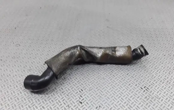 Audi A6 S6 C5 4B Breather hose/pipe 059103221D