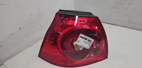 Volkswagen Golf V Rear/tail lights 1K6945095E