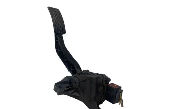 Mitsubishi Colt Accelerator throttle pedal A4543000104 6PV00886602 MR955216