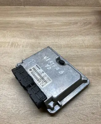 Opel Vectra B Engine control unit/module ECU 09136119 0281001874