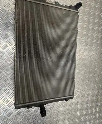 Volkswagen PASSAT CC Coolant radiator 3C0121253