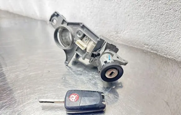 Opel Astra H Ignition lock 281726 27687D102A