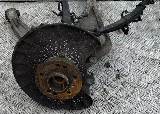 Mercedes-Benz ML W166 Rear wheel hub