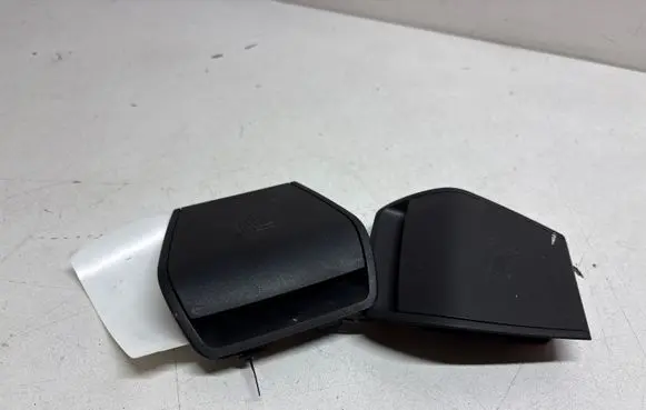 BMW 3 F30 F35 F31 ISOFIX cover 7256110