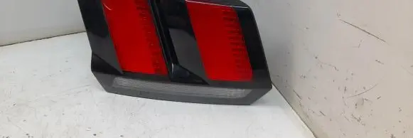 Peugeot 3008 II Tailgate rear/tail lights 9810477880