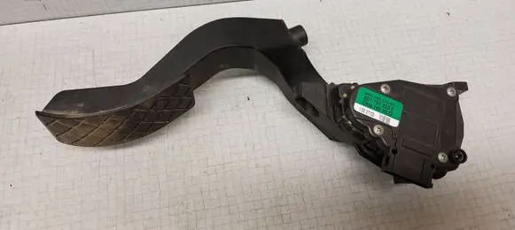 Volkswagen PASSAT B5.5 Accelerator throttle pedal 8D1721523E 6PV00837503
