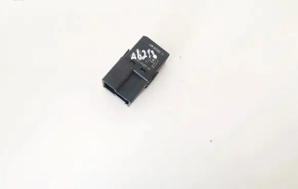Volvo S40, V40 Other relay mb953382 a1001-x7
