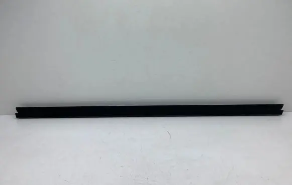 Chrysler Pacifica Door glass trim 68188741