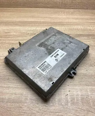 Renault Laguna I Engine control unit/module ECU HOM7700860308 7700867290