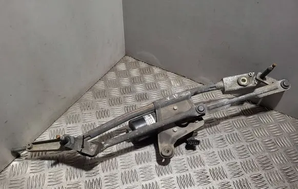 Volvo V70 Front wiper linkage and motor 404775 3083C 09151848