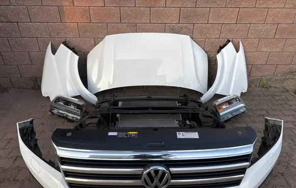 Volkswagen Crafter Front piece kit 7C0807221A 7C1941036B 7C1941035B