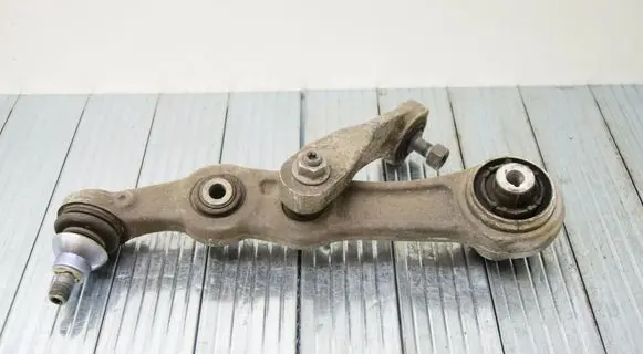 Mercedes-Benz C W205 Front lower control arm/wishbone 20514RE A2053230317