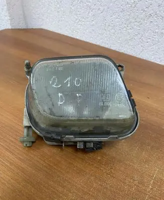 Mercedes-Benz E W210 Front fog light 1305233161 E290