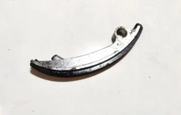 Opel Signum Slide rail for timing chain 90502311