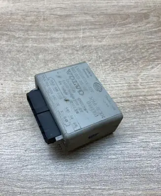 Volvo S70 V70 V70 XC Light module LCM 9442303 5KG005311