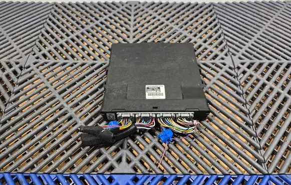 Lexus CT 200H Engine control unit/module ECU 8968176080 2830001410
