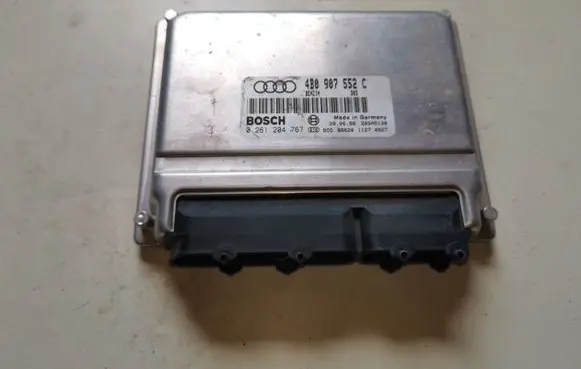 Audi A6 S6 C5 4B Engine control unit/module 4B0907552C 0261204767