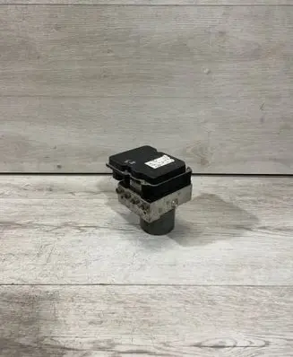 BMW X3 E83 ABS Pump 6762059 359L3301104 0265234035