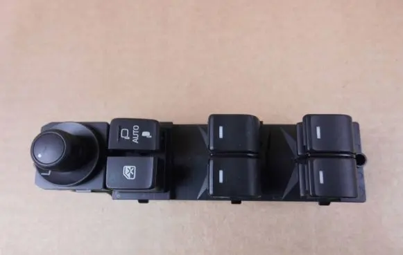 Mazda 3 III Electric window control switch BPN866350