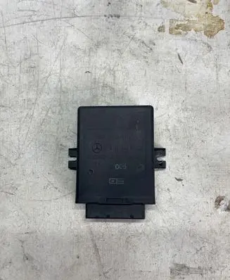 Mercedes-Benz E W211 Air suspension control unit module (rear) A2115450432 410213006001