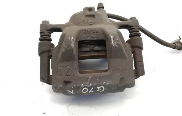 Toyota Auris E180 Front brake caliper