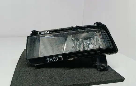 Volkswagen Cross Touran II Front fog light 5TA941661A