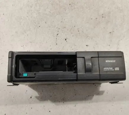 Renault Espace - Grand espace IV CD/DVD changer 8200207100