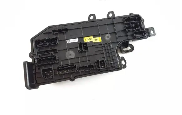 Tesla Model S Comfort/convenience module 1585694-00-C 158569400C SETI23018200204