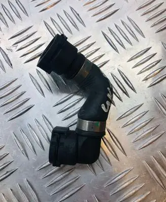 Mercedes-Benz E W211 Engine coolant pipe/hose