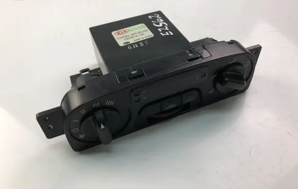 KIA Clarus Climate control unit 0K9AB61190