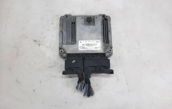 Opel Insignia A Engine control unit/module 55576906 0281017105 55575349