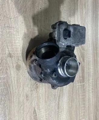 Mercedes-Benz Vito Viano W639 Turbo A6510900086 6510900086