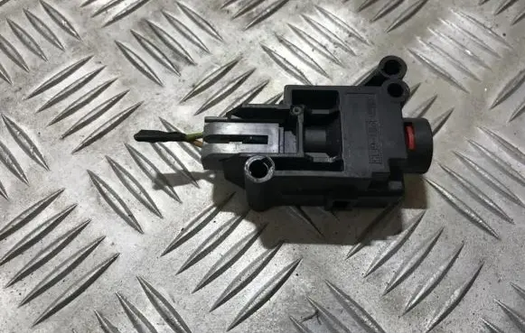 Ford Ka Fuel cut-off switch f2ab9341aa f2ab-9341-aa