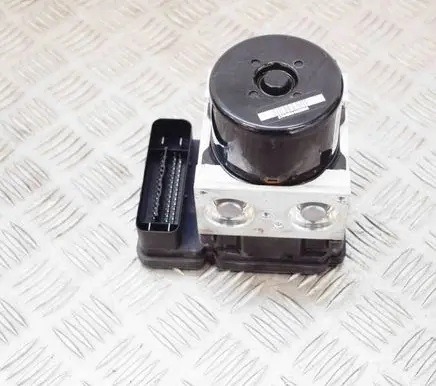 Volvo V60 ABS Pump P31423348 10021210034