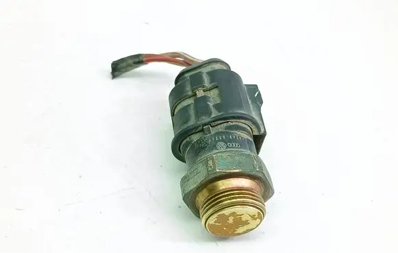Volkswagen Golf IV Coolant temperature sensor 1J0959481A